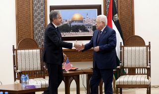 Ключова среща в Рамала! Антъни Блинкън преговаря с Махмуд Абас