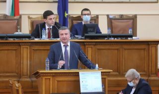 Стойнев обвини ГЕРБ в популизъм