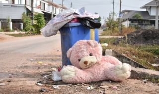 Труп на бебе в кофа за боклук в София