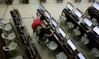 Хакнаха китайски магнати и политици