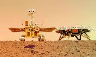 Китайският „Чжужун“ откри възможни следи от водна активност на Марс