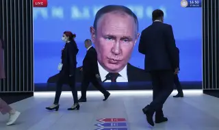 Заклетият комарджия Путин, който може да цака "Всичко коз", когато си поиска