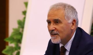 Любомир Кючуков: Направихме огромен подарък на македонизма