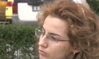 Момиче е тормозено от съучениците си