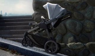 Бебешка количка с автопилот