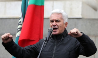 Волен Сидеров: Плевнелиев предлага механизъм за купуване на гласове