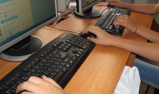 Онлайн обучение за учениците от училища, използвани за балотажа