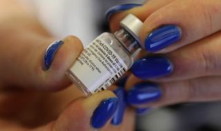 Започна имунизацията в най-богатата европейска държава