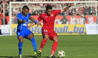 Скаути на Юве ще гледат „вечното“ дерби