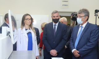 Янев: Спекулация е, че търсим начин за задължителна ваксинация