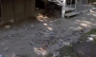 Бетонни парчета се откъснаха от блок в Сливен