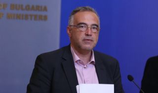 Антон Кутев: Близо сме до война