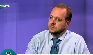 Сандов: Нинова е жертва на дезинформация