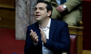 Гърция с решителна крачка към 1 млрд. евро