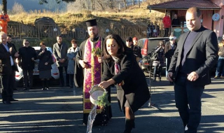 Павлова откри обновени пътища