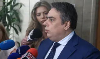 Асен Василев за процедурата по свръхдефицит на ЕК: Изходът не е теглене на дълг