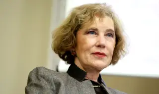 Елена Поптодорова пред ФАКТИ: Решението за американските самолети е взето – време е да покажем, че сме надежден съюзник