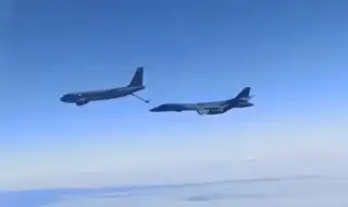 Два руски военни самолета прeхванали невъоръжен шпионски самолет на Великобритания над Черно море
