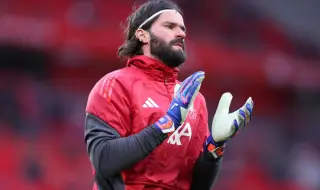 Ювентус сондира за Викарио, на масата и вариант Алисон за наследник на Ди Грегорио