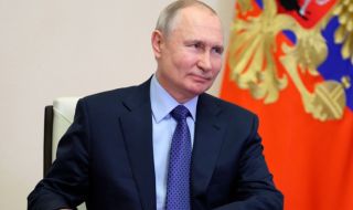 Путин: Индустрията ни за производство на дронове може да достигне стойност от 1 трилион рубли
