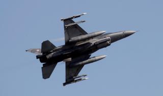 САЩ доплащат $56 млн. по сделката за F-16