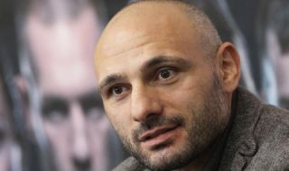 Стъки с предупреждение към ЦИК