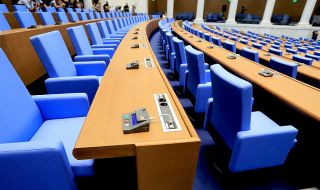  31.07% въведени протоколи: 6 партии в Парламента, ВМРО отвън