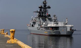 Бойна мощ! Русия изпраща шест военни кораба в Черно море