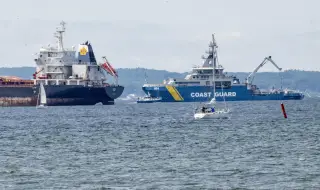 Шведските митнически служби се качиха на борда на руски товарен кораб за проверка на товара му