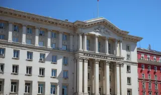 Тристранката заседава извънредно заради новия бюджет