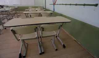 Учители: Върнете повтарянето на клас и оценките за дисциплина