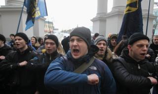 40 задържани след безредици в Киев