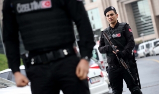 В Истанбул погнаха 120 топмениджъри заради преврата