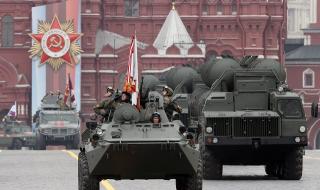 Показаха нови оръжия на отложения Парад на победата в Москва (ВИДЕО)