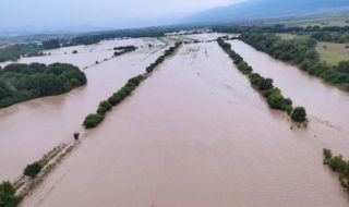 Обявиха частично бедствено положение в селищата, пострадали от наводнението в Карловско