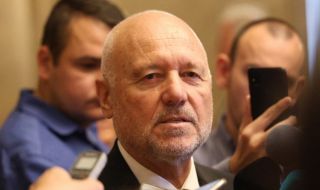 Тодор Тагарев лети до Брюксел