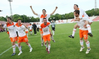 Литекс надви Миньор и гледа към върха