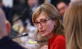 Екатерина Захариева: Това, което ни води в преговорите за кабинет, е интересът на България