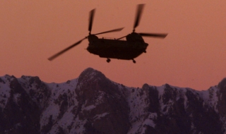 Храбрата история на един пехотинец оставен от екипа си