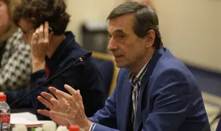Димитър Манолов: Влизането ни в еврозоната е квантов скок