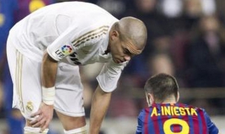 Нова "престрелка" по оста Пепе - Иниеста