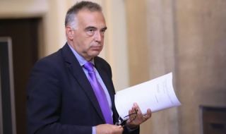 Антон Кутев: След август пари няма
