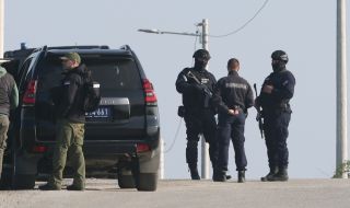 Сръбските служби арестуваха бащата на масовия убиец