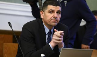 Ивайло Мирчев: Няма да влезем в еврозоната от 2024 година заради коалиция "Трактора"