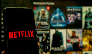 Съоснователят на "Netflix" се оттегля