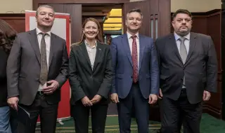 Вигенин и Пенкова с призив България да се бори за силен, справедлив и социален европейски бюджет