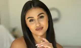 Дебора от Стара Загора празнува Коледа с ново гадже (СНИМКИ)