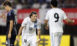 Уругвай победи Япония в голово шоу