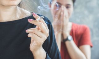 Израелски учени: Половината от семействата са пасивни пушачи