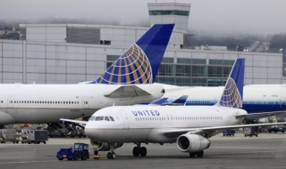 "Изритаха" мюсюлмани от самолет, семейството иска извинение